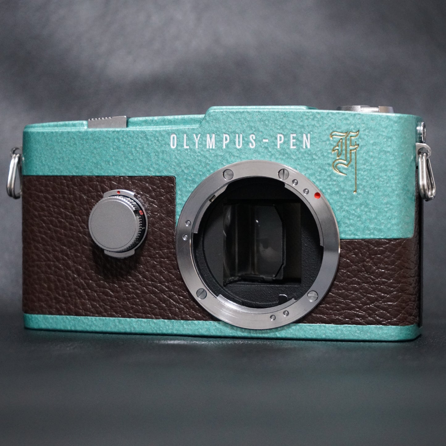 OLYMPUS PEN F / Light green Hammertone / Dark brown Leather / Film Camera / オリンパス フィルムカメラ